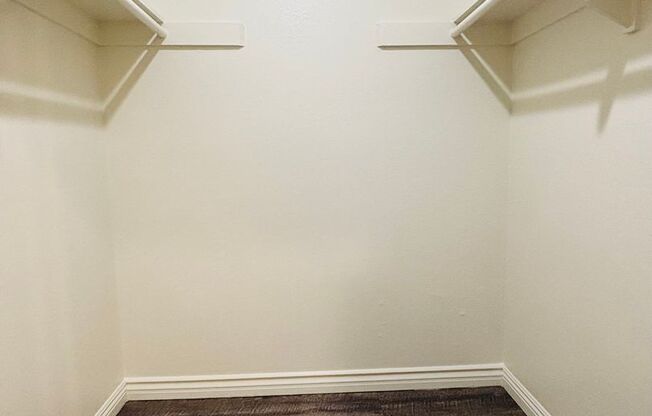 1 bed, 1 bath, 644 sqft, $2,125, Unit 13