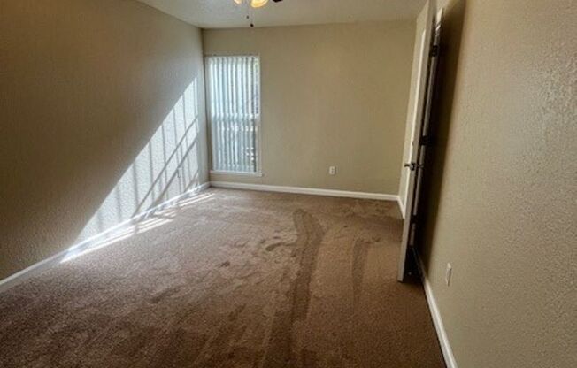 2 beds, 1 bath, 825 sqft, $1,850, Unit 114