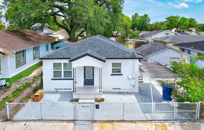 Introducing the Jewel of Ybor City: A Fully Renovated 3 Bedroom Home!