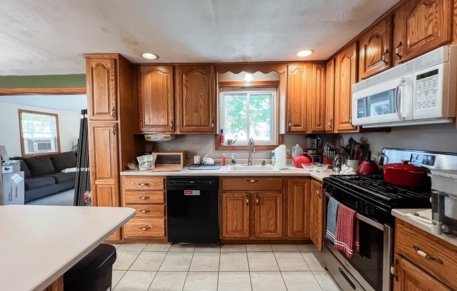 9 PUTNEY CIR