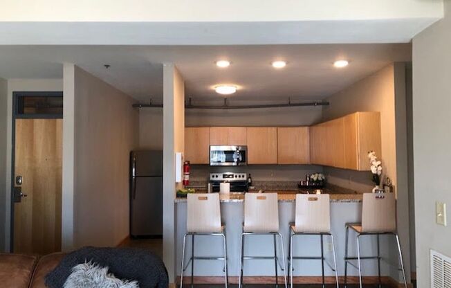 1 bed, 1 bath, $1,369