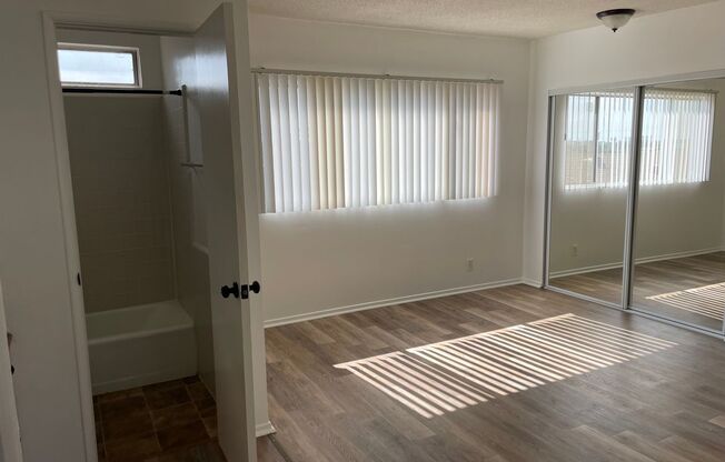 1 bed, 1 bath, 600 sqft, $1,695, Unit 15