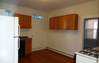 2 beds, 1 bath, 800 sqft, $3,000, Unit 1