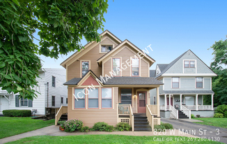 820 W MAIN ST