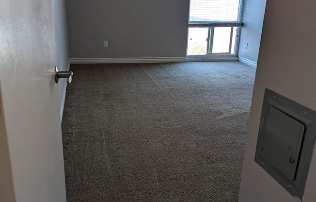 1 bed, 1 bath, 650 sqft, $2,195, Unit LP04