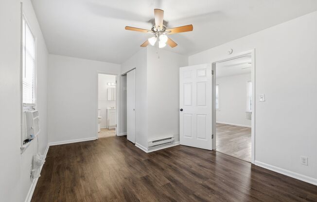 2 beds, 1 bath, 650 sqft, $950, Unit 1015 N Scott Avenue #10