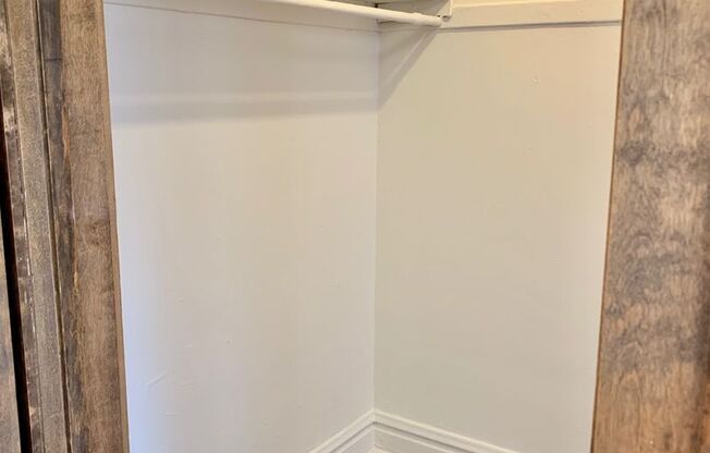 Studio, 1 bath, 500 sqft, $1,665, Unit 553-411
