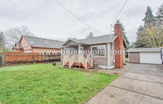 2 Bed, 2 Bath Home with a Large Yard Near Glenfair Park