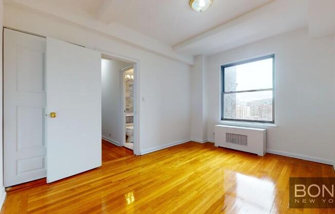 1 bed, 1 bath, $4,075, Unit 15C
