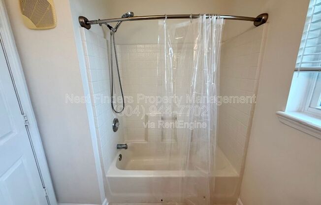 2 beds, 2 baths, 1,050 sqft, $1,350, Unit 912