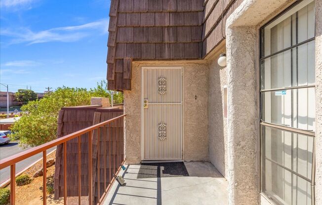 3909 Cambridge St.