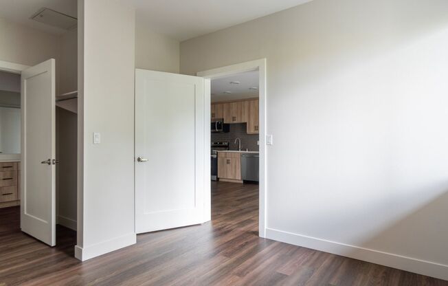 1 bed, 1 bath, $2,275, Unit 403