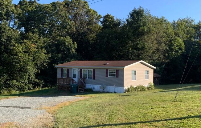 22 Roberts Rd., Nottingham, PA 19362