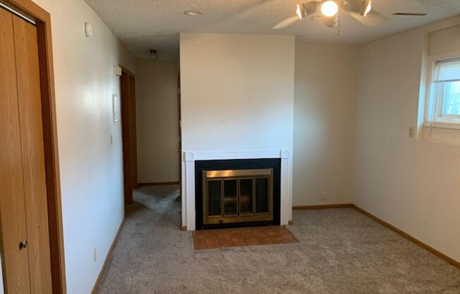 1 bed, 1 bath, 760 sqft, $700