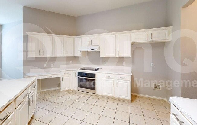 7821 AQUA VIS DR