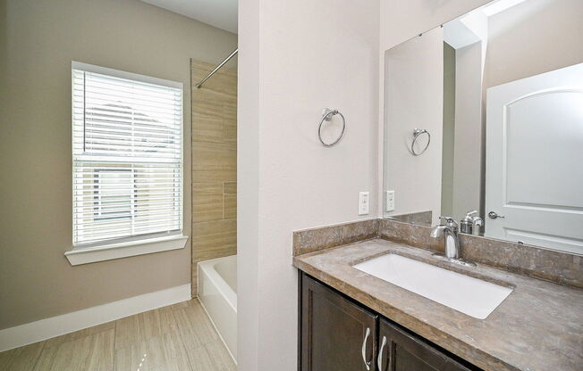 3 beds, 3.5 baths, 2,427 sqft, $2,900, Unit C