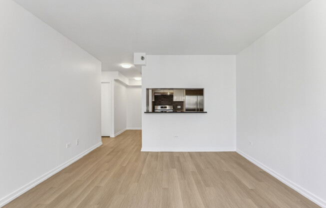 1 bed, 1 bath, $4,800, Unit P12D