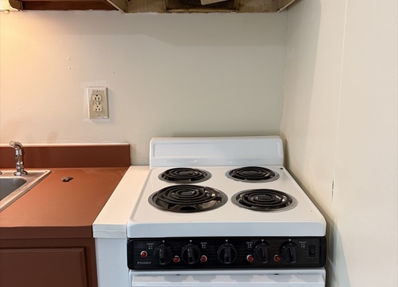 8 EXCHANGE CT
