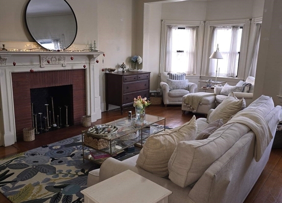 899 BEACON ST