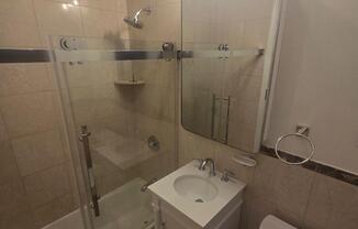 245 E 62 ST