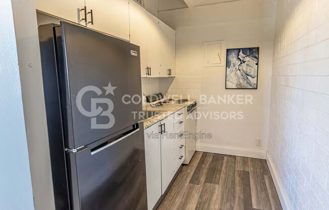 1 bed, 1 bath, 650 sqft, $680, Unit 208