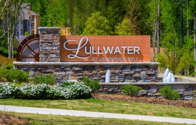 Welcome to Lullwater at Jennings Mill!
