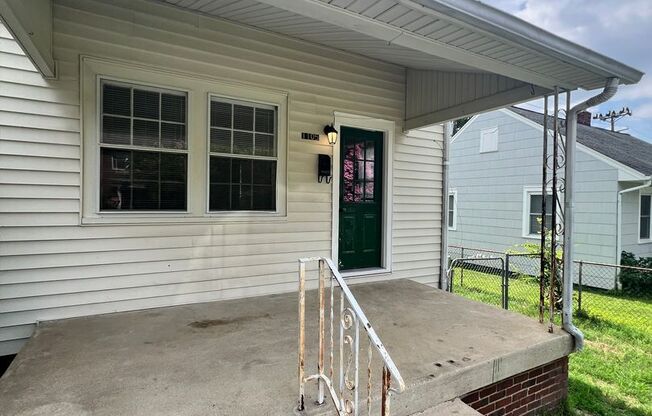 1105 Berry Street