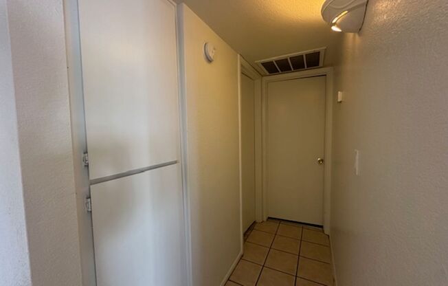3 beds, 2 baths, $1,699, Unit # 113