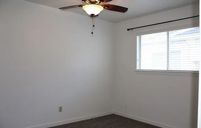 2 beds, 1 bath, $1,500