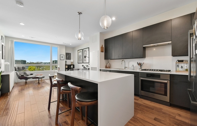 1 bed, 1 bath, 776 sqft, $3,700, Unit 315