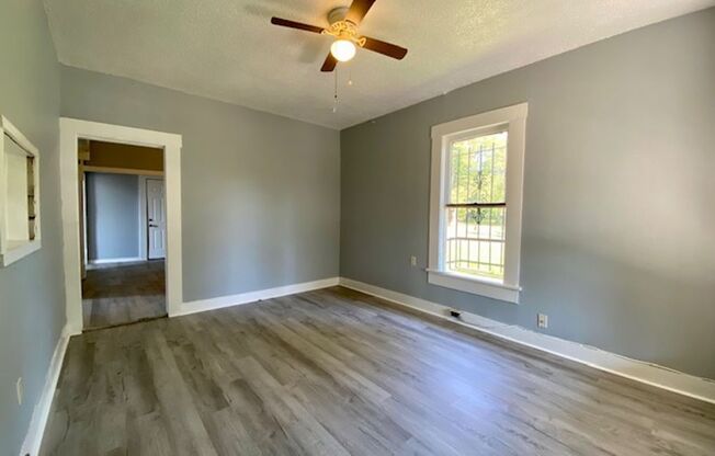 NEW!! NEW!! NEW!! Renovated 3 bed/2 bath home move in ready!