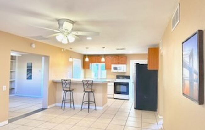 Spacious 4-Br Home W/Modern Upgrades – Open November 23rd, 2024,  12-1pm. $1995/mo