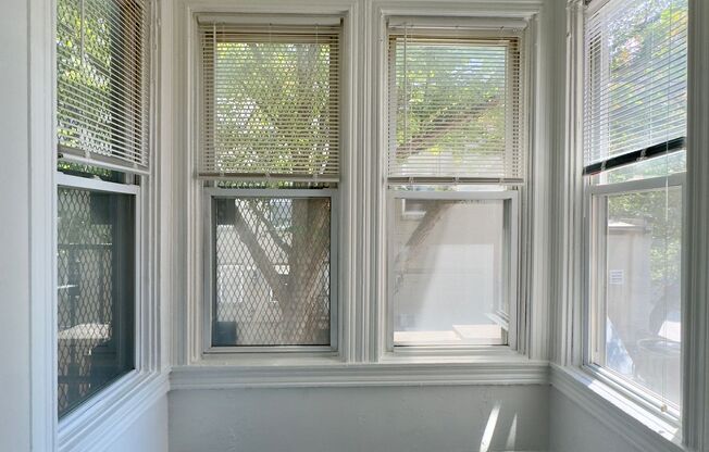 10 AND 12 W BIDDLE ST
