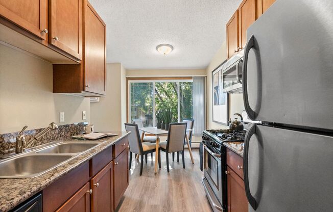 1 bed, 1 bath, 750 sqft, $1,059, Unit 07-102