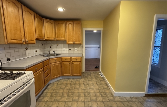 1 bed, 1 bath, 650 sqft, $1,900, Unit 1