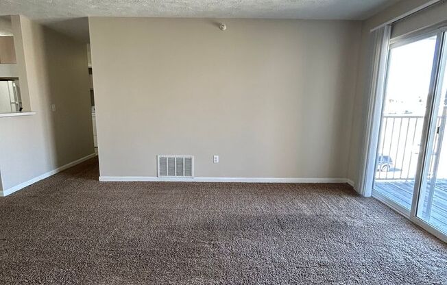 Quail Run Apts. (750 N. 18th Ave.)