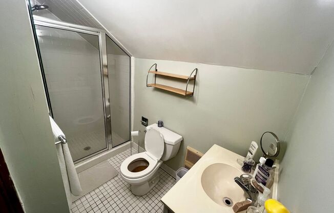 Studio, 1 bath, $1,475, Unit 02C