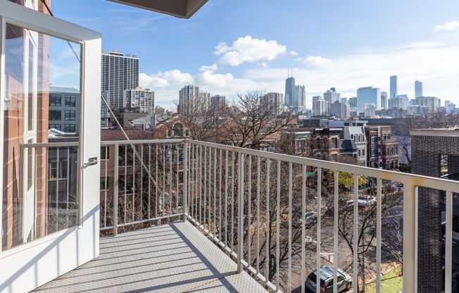 2 beds, 2 baths, 869 sqft, $3,950, Unit 1552-201