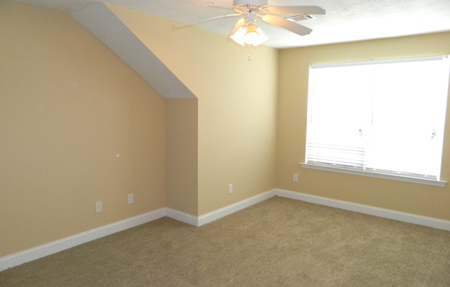 3 beds, 2 baths, $1,495