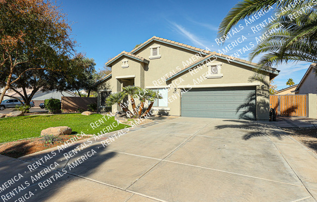 4562 E TREMAINE CT