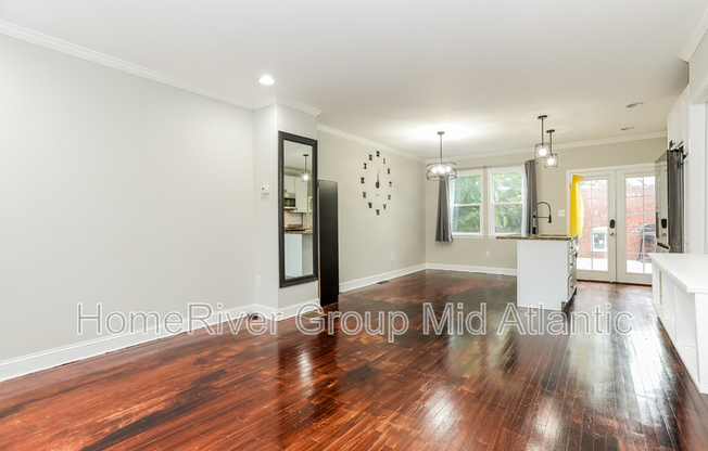 6842 DUNBAR RD