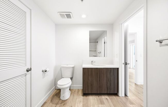 2 beds, 2 baths, 1,037 sqft, $2,950, Unit 401