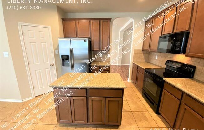 4 beds, 2.5 baths, 2,802 sqft, $2,095