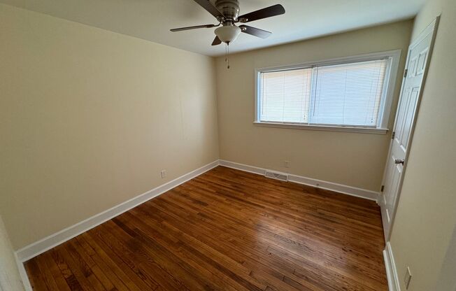 3 beds, 1 bath, $1,600