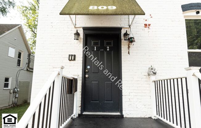 1 bed, 1 bath, 750 sqft, $795, Unit Apartment 1