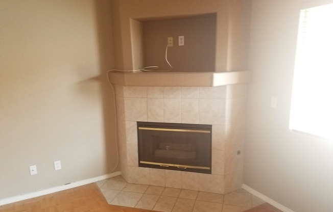 COZY 2 BED 2 BATH CONDO IN HENDERSON!