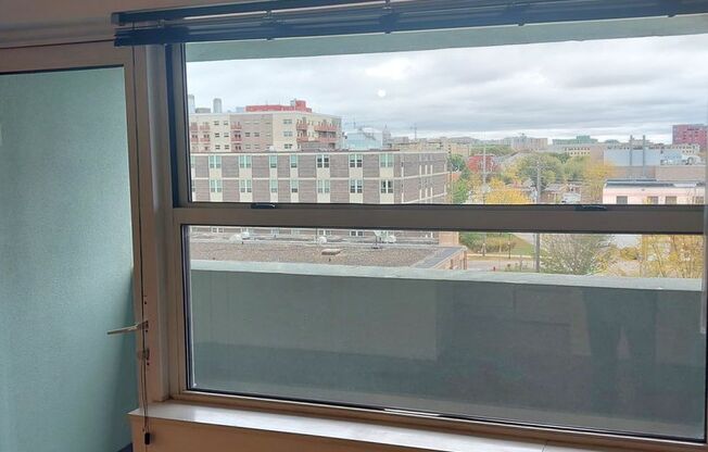 3 beds, 1 bath, 1,064 sqft, $3,199, Unit 45R-502