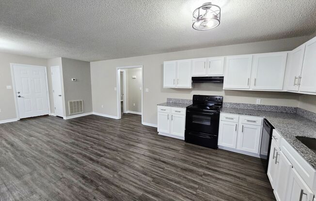2 beds, 1.5 baths, 1,076 sqft, $1,429, Unit 056
