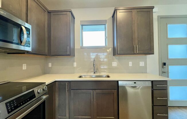 2 beds, 1 bath, $1,745, Unit # 308