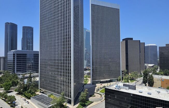 2160 Century Park E Apt 104N